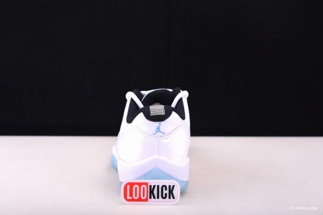 Jordan AV2187-117 11 Legend Low Blue Air 1212